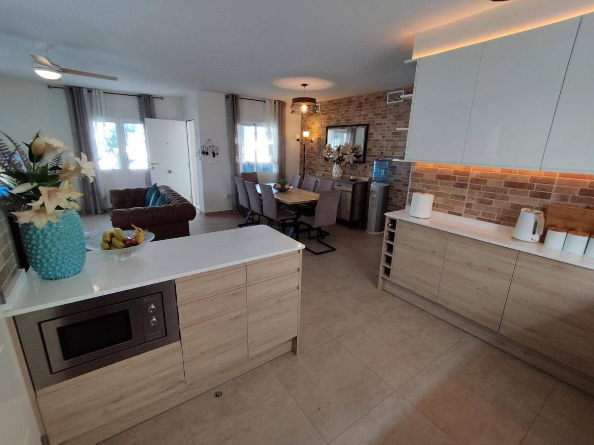 Detached Villa With Private Pool Torrevieja Zewnętrze zdjęcie